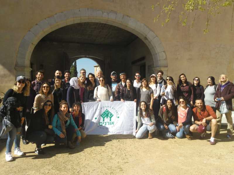 La delegació d'estudiants israelians, dilluns, a la seu del Rectorat de la UdG