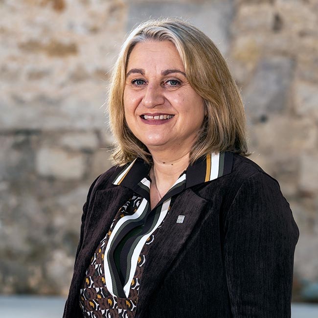 Dra.  Susana Oromi Vall-Llovera