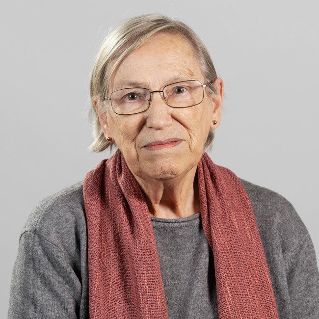 Sra. Teresa Maria Castanyer Bachs