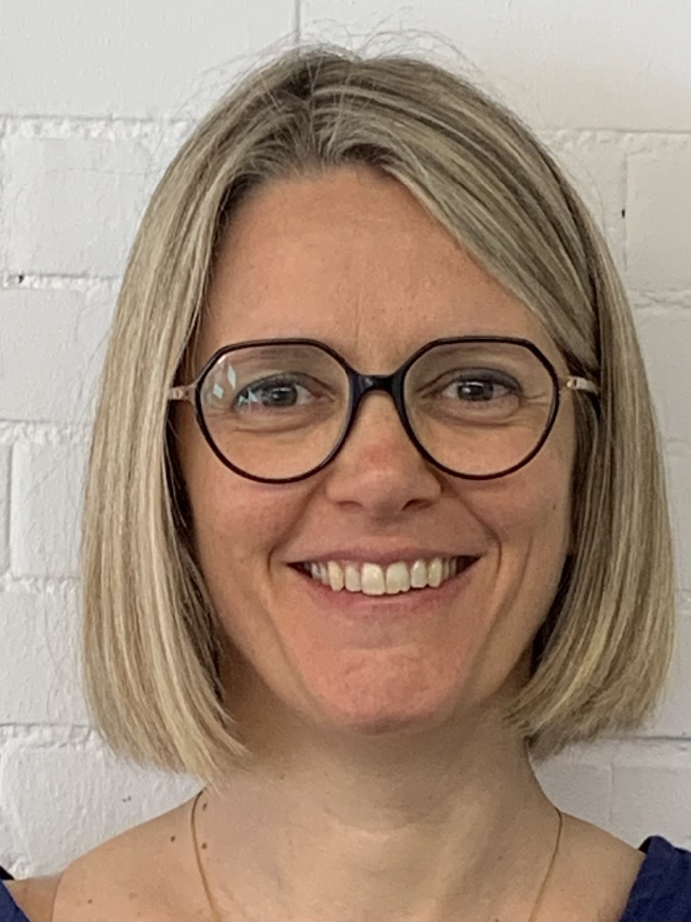 Bureau , Audrey Anne Natacha