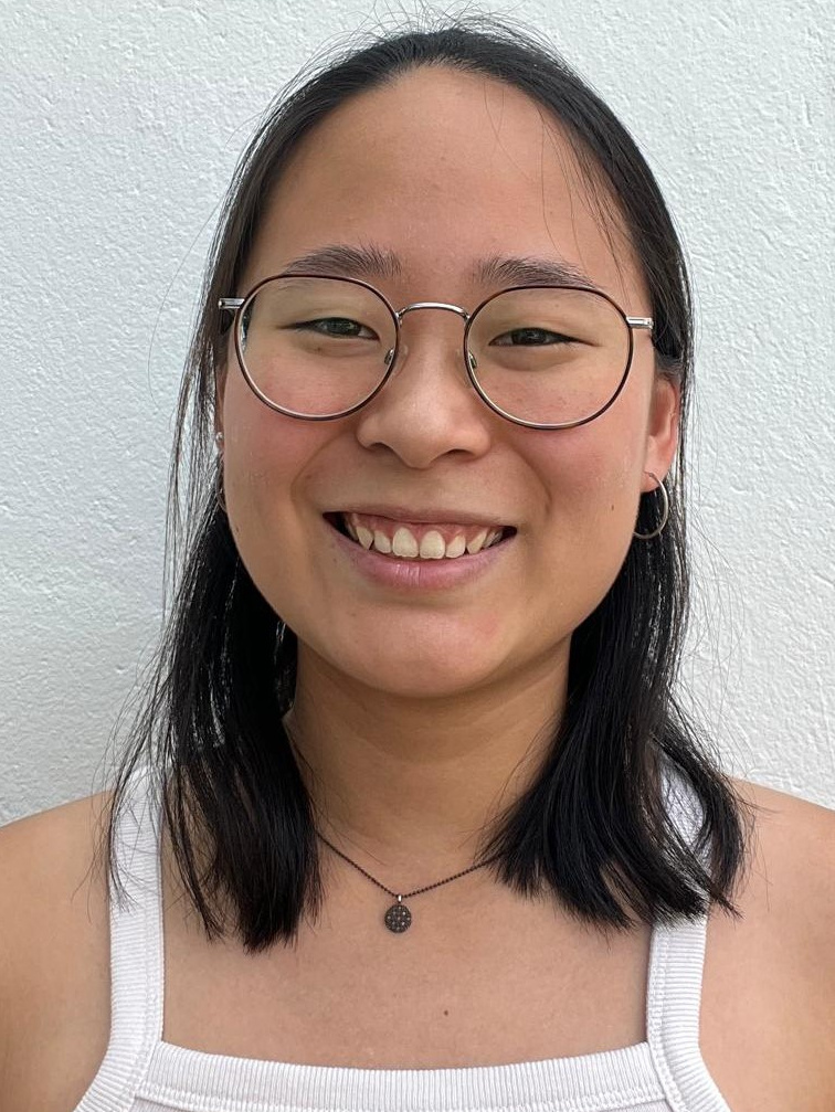 Giralt Mitjans, Núria Guanghua