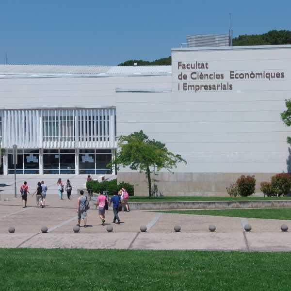Facultat de Ciències Econòmiques i Empresarials