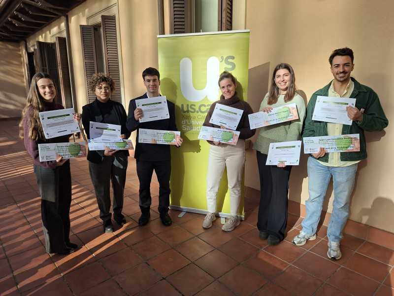 Fotografia dels sis premiats