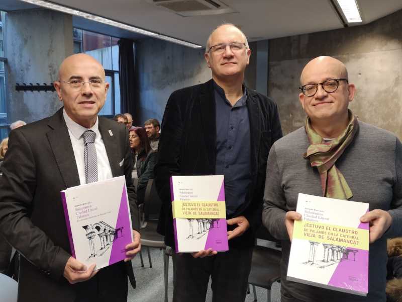 De las Heras, Boto i Puigvert moments abans de la presentació del llibre a la Biblioteca