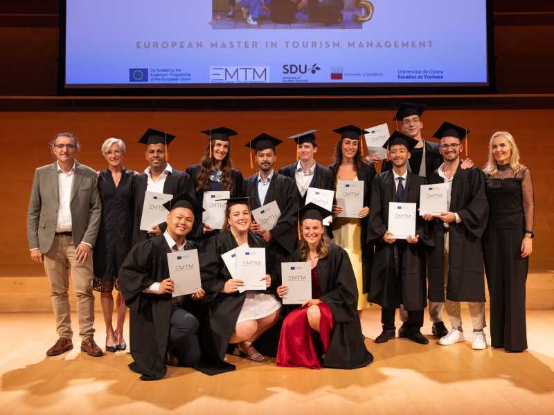 Imatge dels graduats de la darrera promoció de l