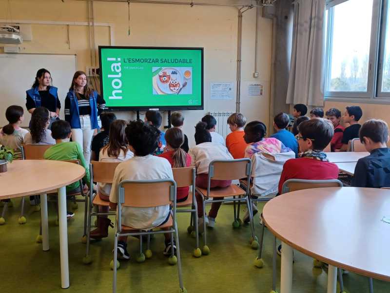 Voluntariat de la UdG a l'escola Aldric
