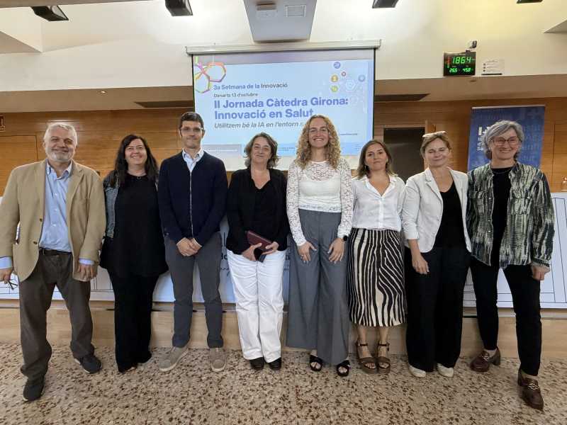 Foto de família dels organitzadors de la Jornada