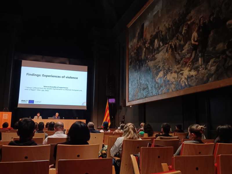 Imatge de la jornada internacional “Com millorar el sistema de suport per a les persones supervivents de delictes d’odi contra el col·lectiu LGBTIQ+”