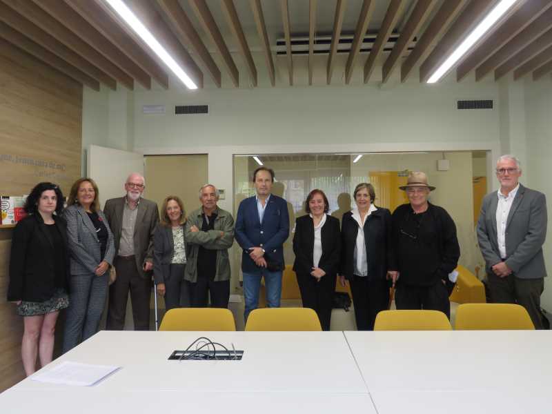 Exdegans i degana de la facultat d