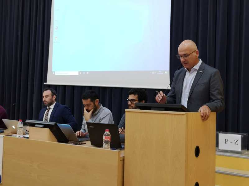 El rector, Quim Salvi, intervé en el Claustre