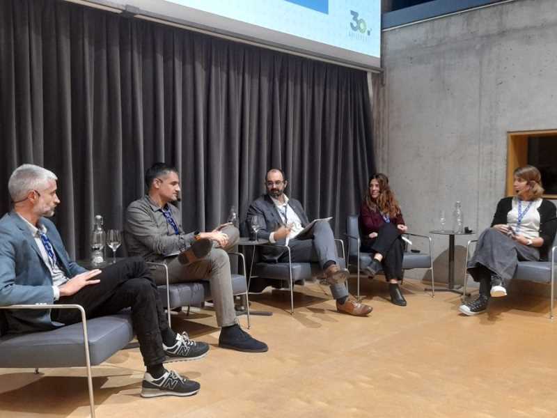 Imatge de la taula rodona