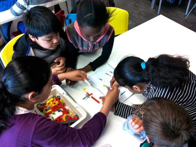 Tallers amb infants a càrrec del grup de recerca UDigitalEdu