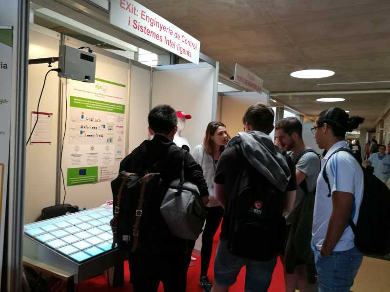 Estand del grup EXiT de la UdG