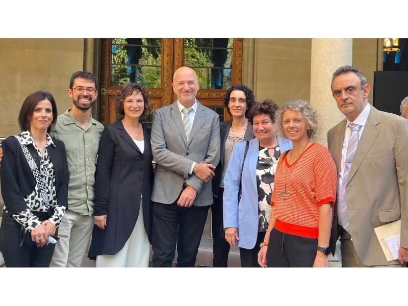 Fotografia dels membres del projecte AVATREQ durant l