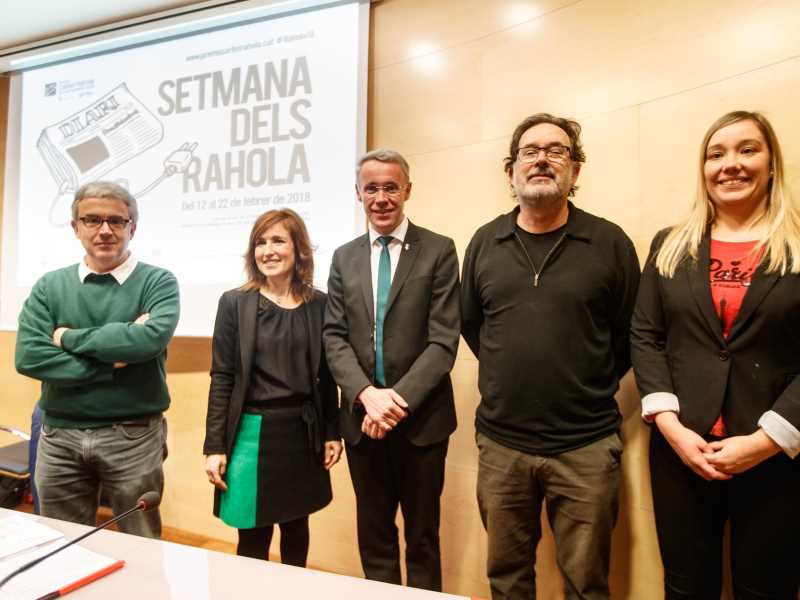 Ramon Girona, M.Àngels Planas, Albert Piñeira, Joan Ventura i Sílvia Sanahuja, en la presentació de la VI Setmana dels Rahola