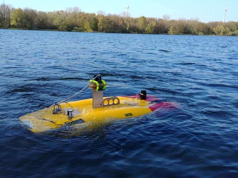 Robot submarí fent proves de camp. Foto: DFKI GmbH - Bilal Wehbe