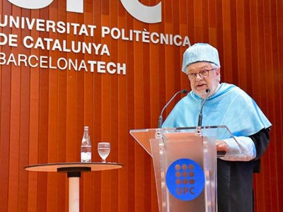 El professor Joan Manuel del Pozo pronuncia el discurs d'ingrés