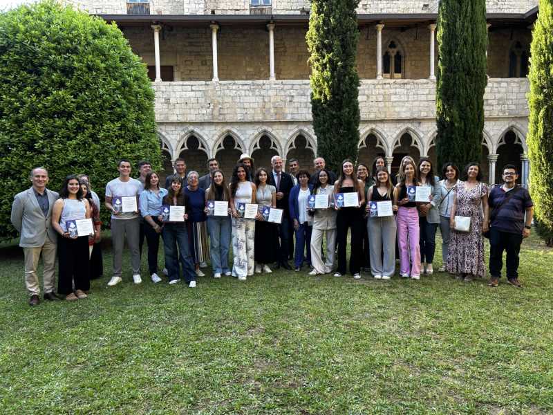 Participants i tribunal dels Premis a Treballs de Recarca del Consell Social de la UdG