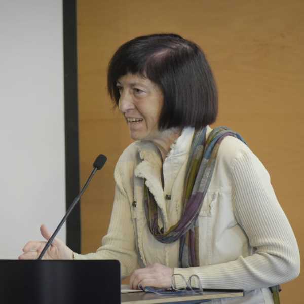 Angels Santigosa Entre Subjectes