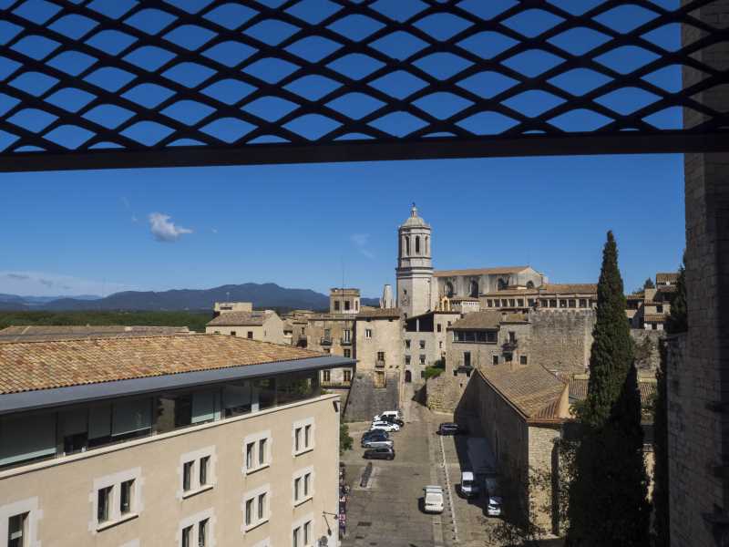 Campus del Barri Vell de la UdG, vist des de la Facultat de Lletres.