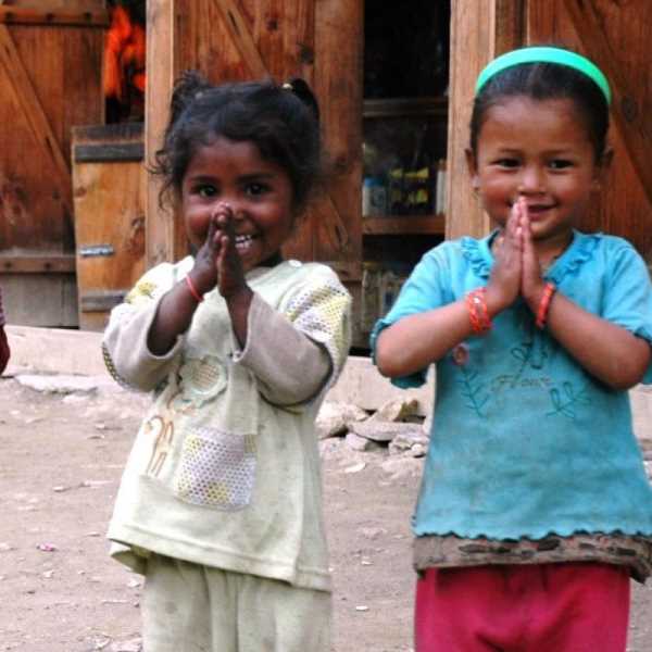 Presentació de la ONG Health us Nepal
