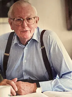 Tom Sharpe