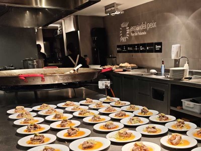 Aula del gust de cuina marinera a l’Espai del Peix, ubicat al Port de Palamós