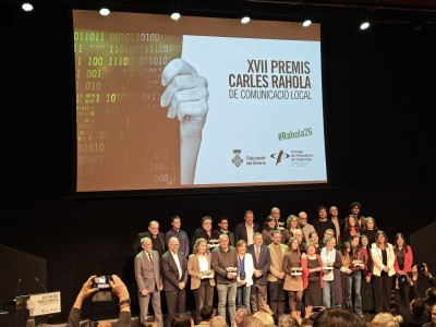 Imatge dels premiats als Premis Carles Rahola de Comunicació Local