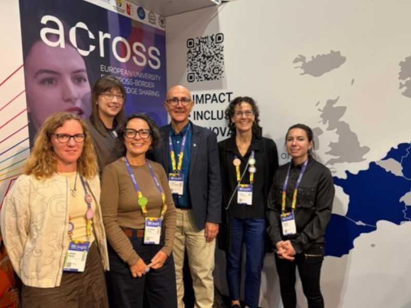 Representants vinculats a Across durant l’EAIE 2026.