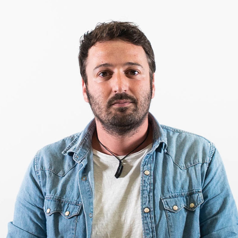 Photograph of Dr. Santi Ruiz